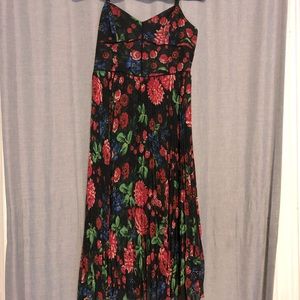 Like new Club Monaco pleated dress